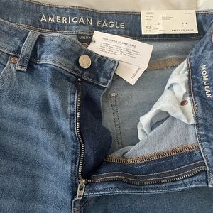 American Eagle Mom Jeans